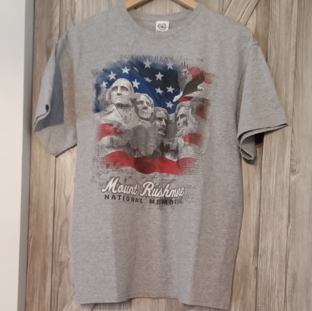 Men's Gray Cotton Mount Rushmore T Shirt L